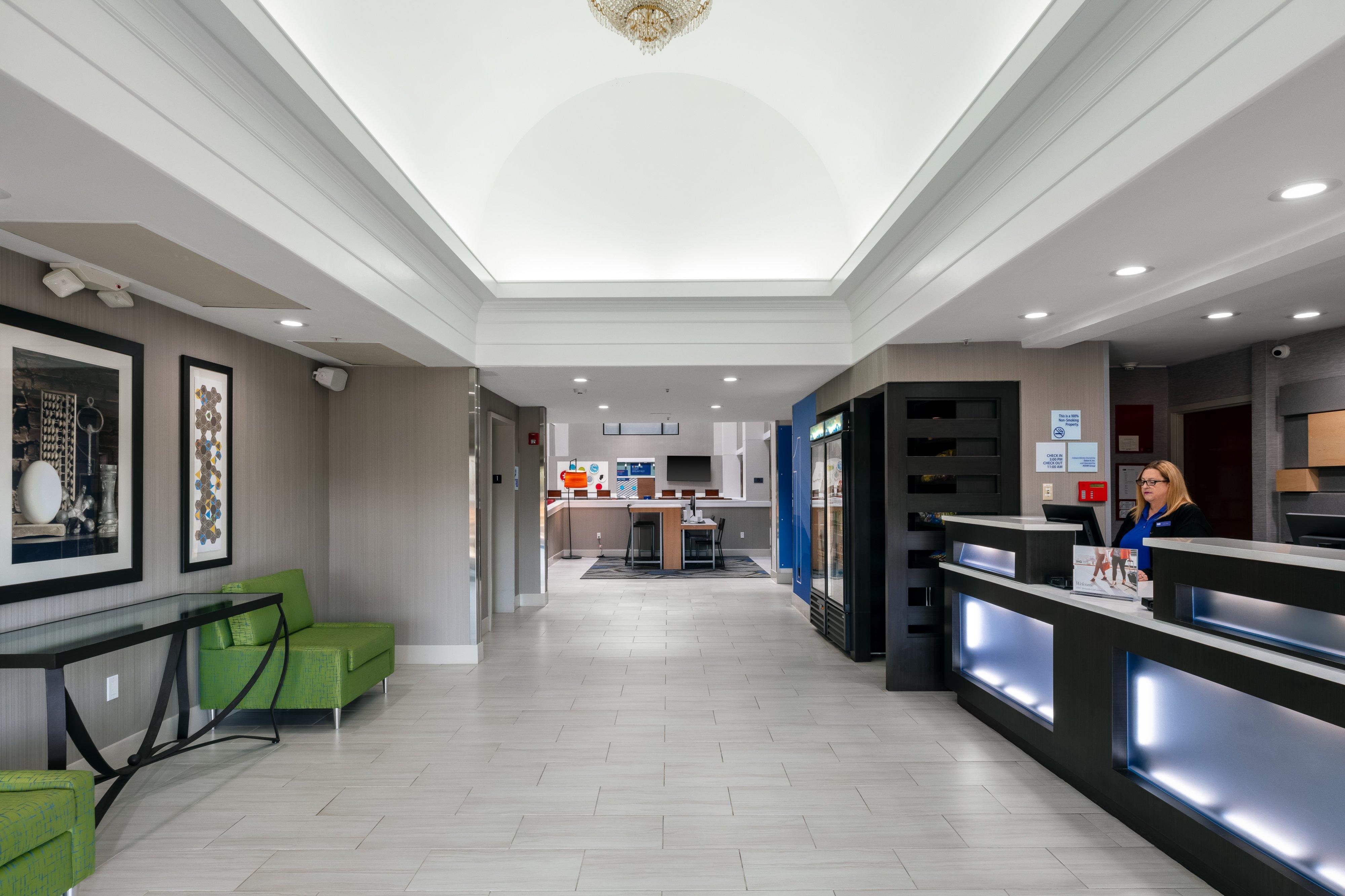 Holiday Inn Express & Suites Milton East I-10 By Ihg Exterior foto