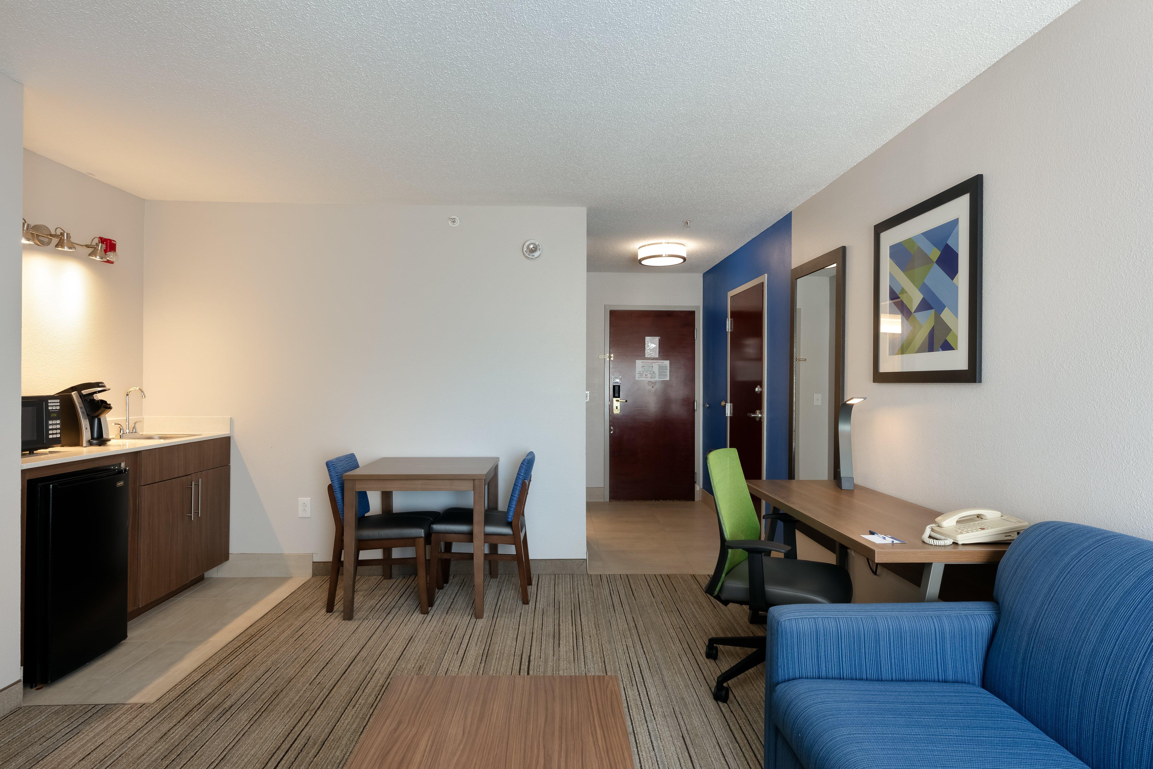 Holiday Inn Express & Suites Milton East I-10 By Ihg Exterior foto